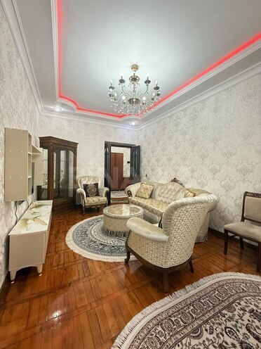 Satılır 3 otaqlı köhnə tikili 82 m², Elmlər Akademiyası m., photo 4 from 13