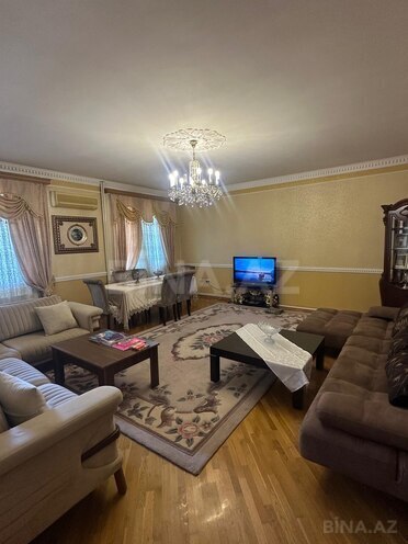 Satılır 4 otaqlı yeni tikili 135 m², İnşaatçılar m., photo 1 from 11