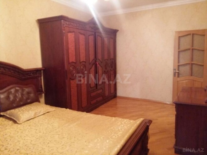 Сдаётся 3-комн. вторичка 90 м², пос. 8-й мкр, photo 17 from 18