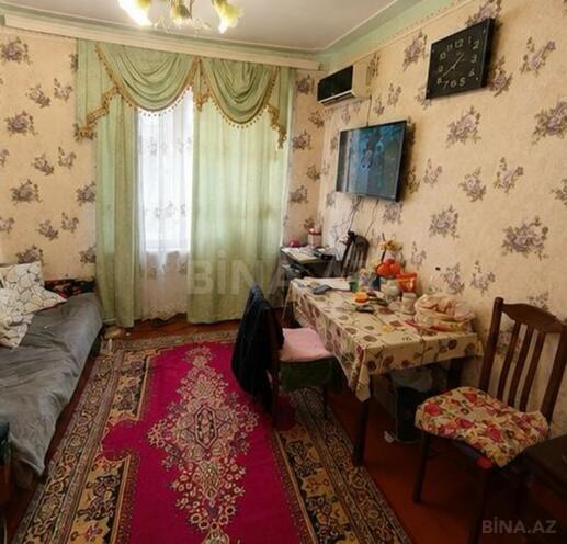 Продаётся 2-комн. вторичка 40 м², м. Халглар Достлугу, photo 1 from 7