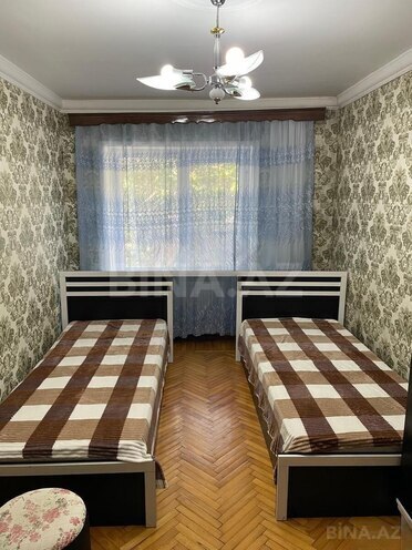 Сдаётся 2-комн. вторичка 70 м², м. Иншаатчылар, photo 1 from 16