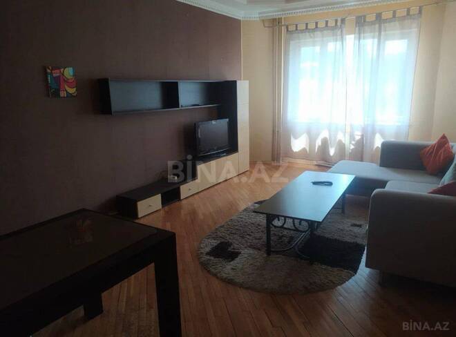Сдаётся 3-комн. новостройка 132 м², м. Элмляр Академиясы, photo 1 from 12