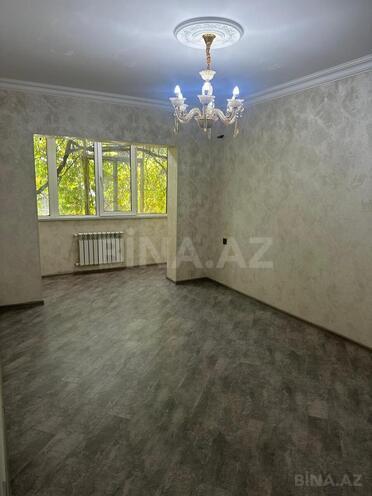 Сдаётся 2-комн. вторичка 70 м², м. Ази Асланов, photo 1 from 10
