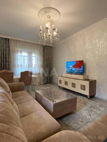 Продаётся 3-комн. вторичка 61 м², пос. Ени Гюнешли, photo 1 from 16