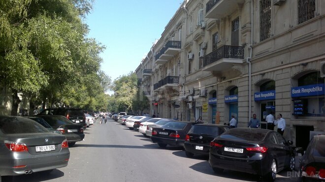 Продаётся 1-комн. вторичка 35 м², м. Сахил, photo 1 from 25