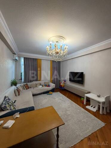 Продаётся 2-комн. новостройка 70 м², м. Ази Асланов, photo 1 from 13