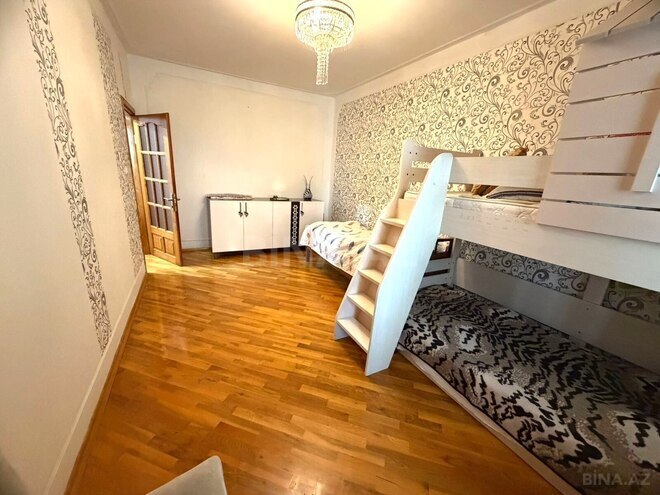 Продаётся 4-комн. вторичка 115 м², м. Нариман Нариманов, photo 7 from 16