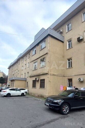 Продаётся 3-комн. вторичка 80 м², м. Нариман Нариманов, photo 1 from 9