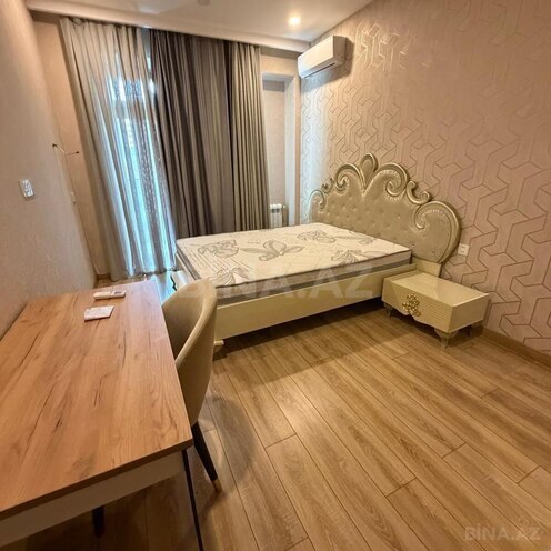 Продаётся 4-комн. новостройка 185 м², м. 8 ноября, photo 12 from 15