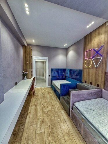 Продаётся 3-комн. новостройка 95 м², м. Кара Караев, photo 8 from 14