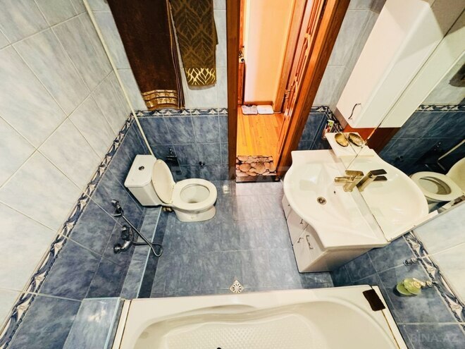 Продаётся 3-комн. вторичка 70 м², м. 28 мая, photo 18 from 21