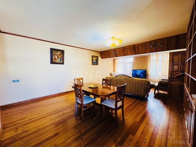 Продаётся 3-комн. вторичка 70 м², м. 28 мая, photo 11 from 21
