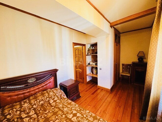Продаётся 3-комн. вторичка 70 м², м. 28 мая, photo 10 from 21