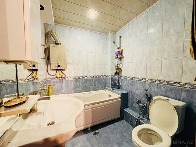 Продаётся 3-комн. вторичка 70 м², м. 28 мая, photo 16 from 21