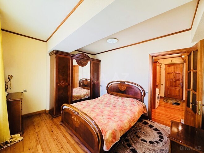 Продаётся 3-комн. вторичка 70 м², м. 28 мая, photo 12 from 21
