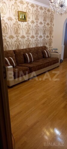 Сдаётся 2-комн. вторичка 50 м², м. Нефтчиляр, photo 1 from 7