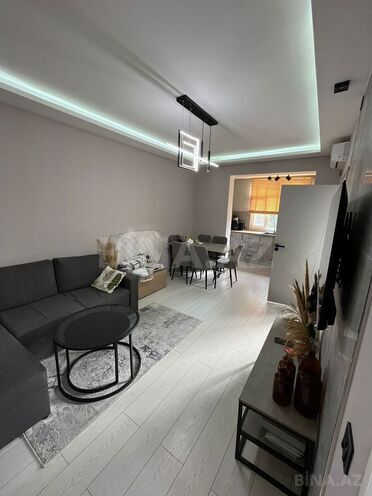 Продаётся 2-комн. вторичка 58 м², м. Мемар Аджеми, photo 1 from 8