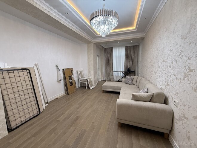 Сдаётся 3-комн. новостройка 170 м², Насиминский  р., photo 21 from 32