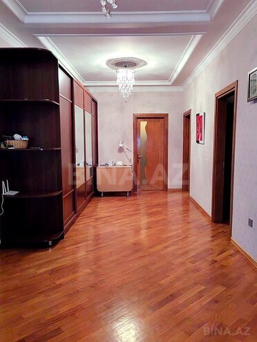 Сдаётся 2-комн. новостройка 120 м², м. 8 ноября, photo 3 from 10