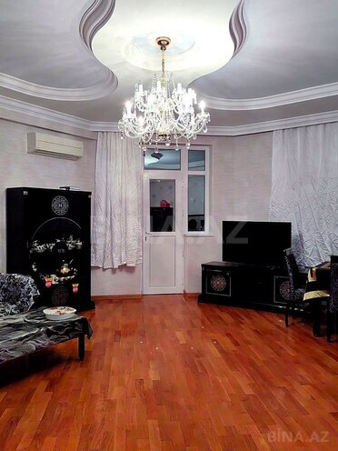 Сдаётся 2-комн. новостройка 120 м², м. 8 ноября, photo 1 from 10
