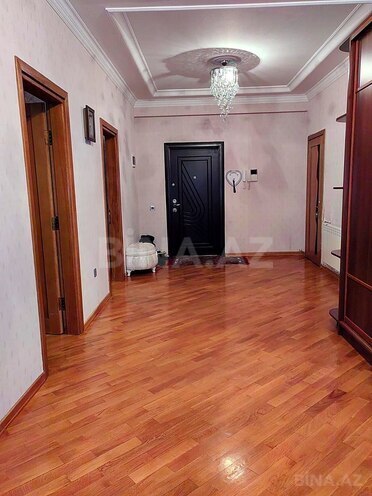 Сдаётся 2-комн. новостройка 120 м², м. 8 ноября, photo 6 from 10