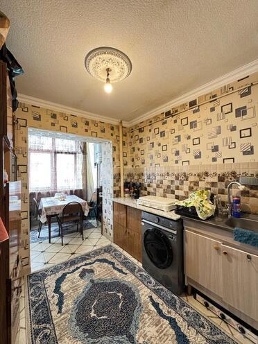 Продаётся 2-комн. вторичка 55 м², м. Иншаатчылар, photo 4 from 14