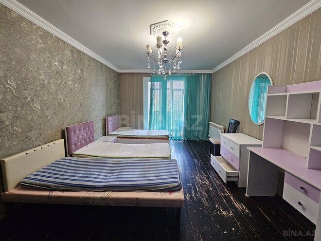 Продаётся 3-комн. вторичка 70 м², м. Элмляр Академиясы, photo 8 from 18