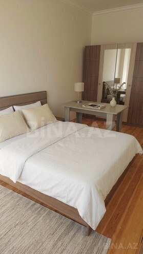 Сдаётся 3-комн. новостройка 99 м², photo 1 from 12