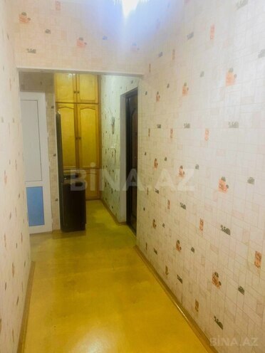 Продаётся 2-комн. вторичка 70 м², м. Ази Асланов, photo 7 from 13