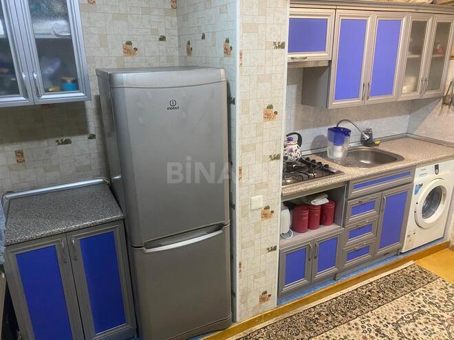 Продаётся 2-комн. вторичка 70 м², м. Ази Асланов, photo 6 from 13