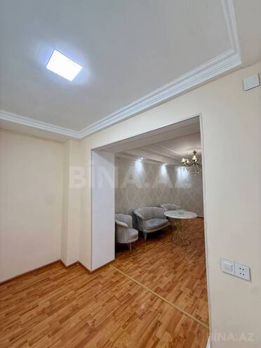 Satılır 2 otaqlı köhnə tikili 60 m², İnşaatçılar m., photo 7 from 32