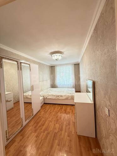Satılır 2 otaqlı köhnə tikili 60 m², İnşaatçılar m., photo 8 from 32
