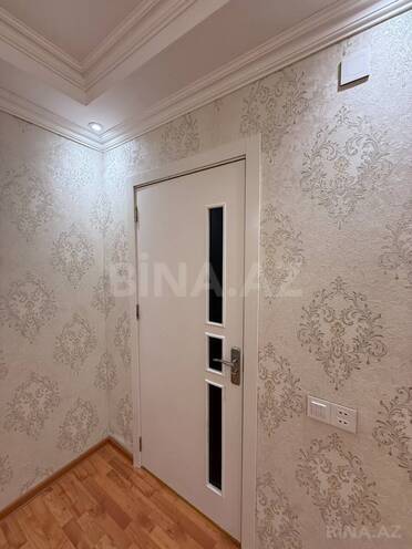 Satılır 2 otaqlı köhnə tikili 60 m², İnşaatçılar m., photo 20 from 32