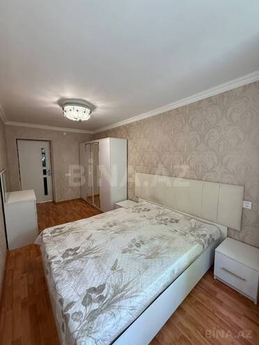 Satılır 2 otaqlı köhnə tikili 60 m², İnşaatçılar m., photo 10 from 32