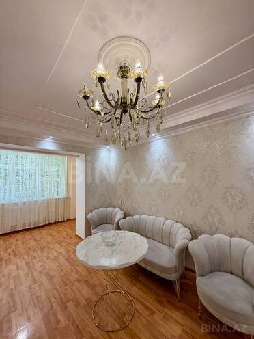 Satılır 2 otaqlı köhnə tikili 60 m², İnşaatçılar m., photo 3 from 32