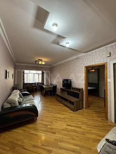 Satılır 4 otaqlı köhnə tikili 110 m², Gənclik m., photo 8 from 26