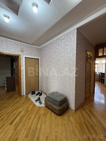Satılır 4 otaqlı köhnə tikili 110 m², Gənclik m., photo 12 from 26