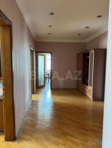 Продаётся 3-комн. новостройка 140 м², м. Низами, photo 3 from 11