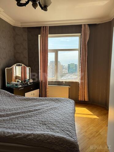 Продаётся 3-комн. новостройка 140 м², м. Низами, photo 5 from 11