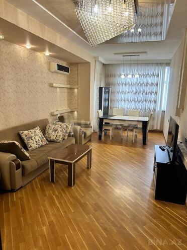 İcarəyə verilir 3 otaqlı yeni tikili 140 m², Şah İsmayıl Xətai m., photo 1 from 13
