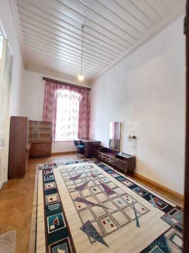 Satılır 2 otaqlı köhnə tikili 95 m², Sahil m., photo 9 from 18