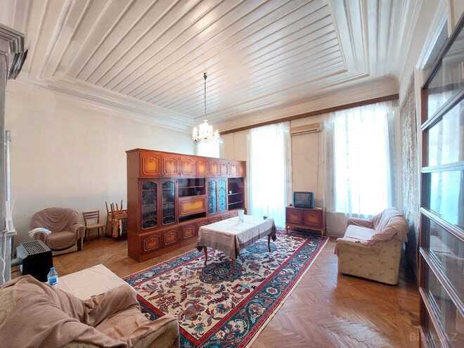 Satılır 2 otaqlı köhnə tikili 95 m², Sahil m., photo 4 from 18