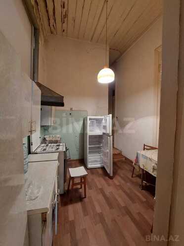 Satılır 2 otaqlı köhnə tikili 95 m², Sahil m., photo 12 from 18
