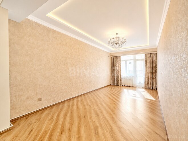 Продаётся 2-комн. новостройка 80 м², Хатаинский р., photo 4 from 32