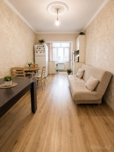 Satılır 3 otaqlı köhnə tikili 65 m², Nəsimi m., photo 3 from 10
