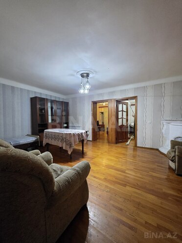 Сдаётся 3-комн. дом/дача 75 м², м. Элмляр Академиясы, photo 1 from 6