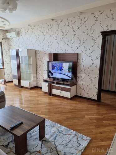 Сдаётся 3-комн. новостройка 140 м², м. 8 ноября, photo 7 from 17