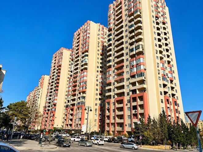 Satılır 2 otaqlı yeni tikili 100 m², İnşaatçılar m., photo 1 from 11