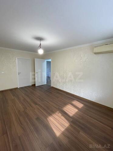Satılır 3 otaqlı köhnə tikili 75 m², İnşaatçılar m., photo 4 from 14