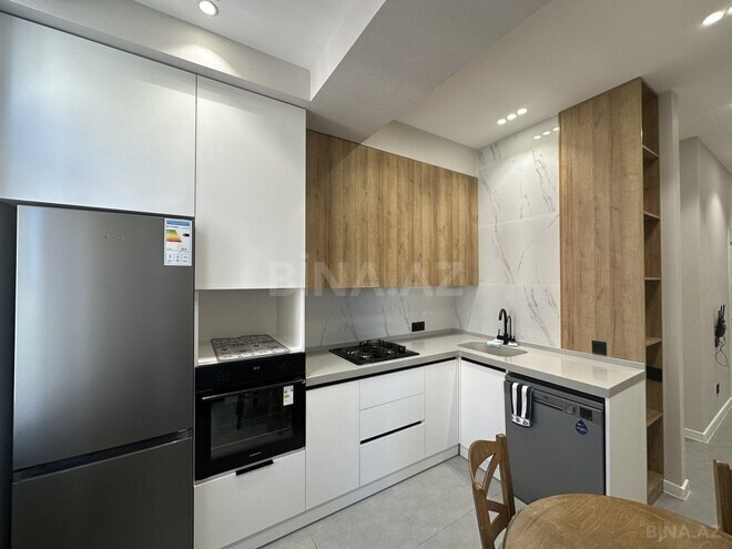 Продаётся 3-комн. новостройка 90 м², м. Кара Караев, photo 13 from 19